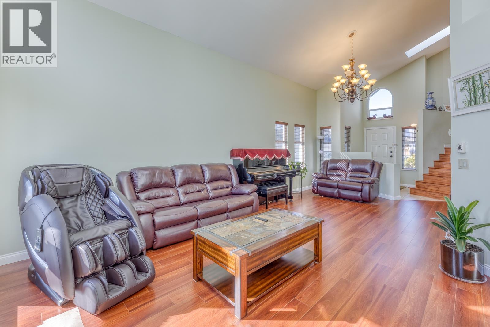 2750 Westlake Drive, Coquitlam, British Columbia  V3C 5J7 - Photo 6 - R3095599