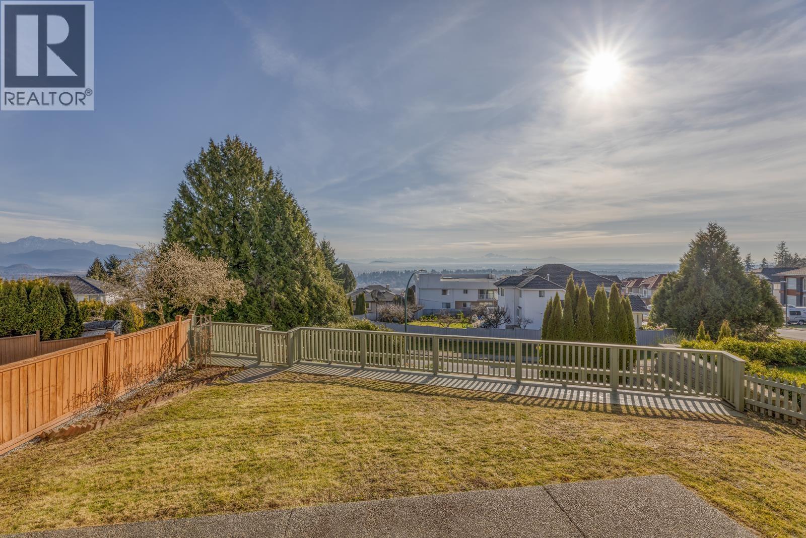 2750 Westlake Drive, Coquitlam, British Columbia  V3C 5J7 - Photo 34 - R3095599