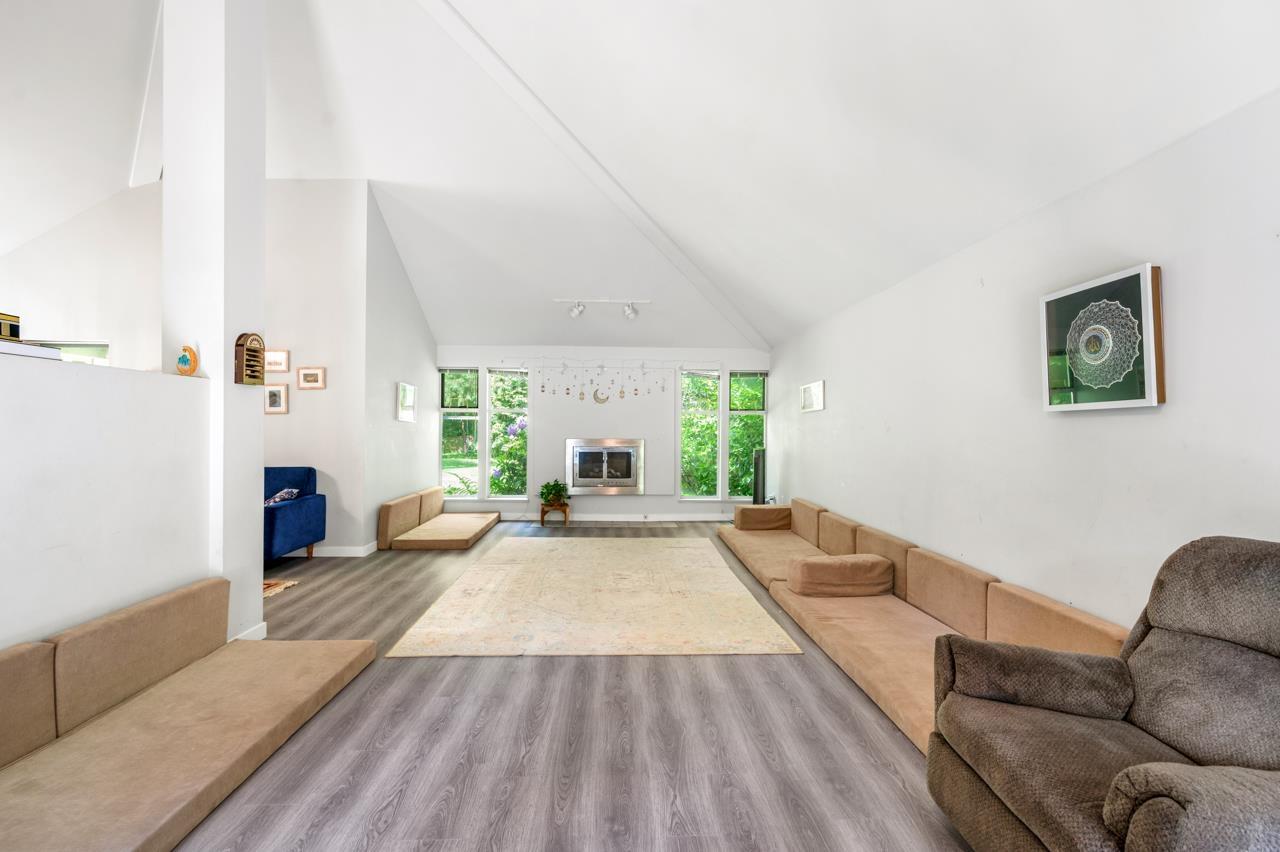 13553 25 Avenue, Surrey, British Columbia  V4P 1Z7 - Photo 5 - R3096131