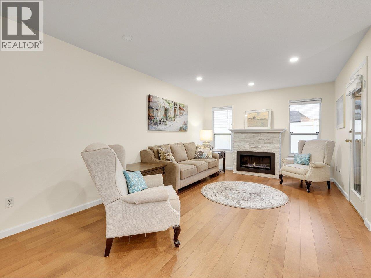 5251 Laburnum Park Place, Ladner, British Columbia  V4K 4S6 - Photo 10 - R3096093