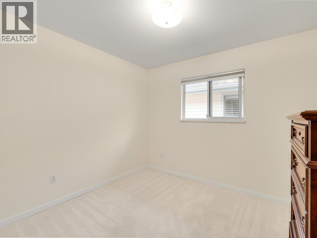 5251 Laburnum Park Place, Ladner, British Columbia  V4K 4S6 - Photo 17 - R3096093