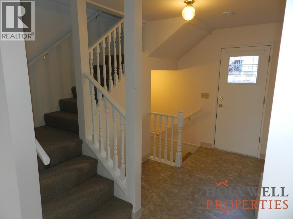 15 765 School Road, Gibsons, British Columbia  V0N 1V9 - Photo 2 - R3091218