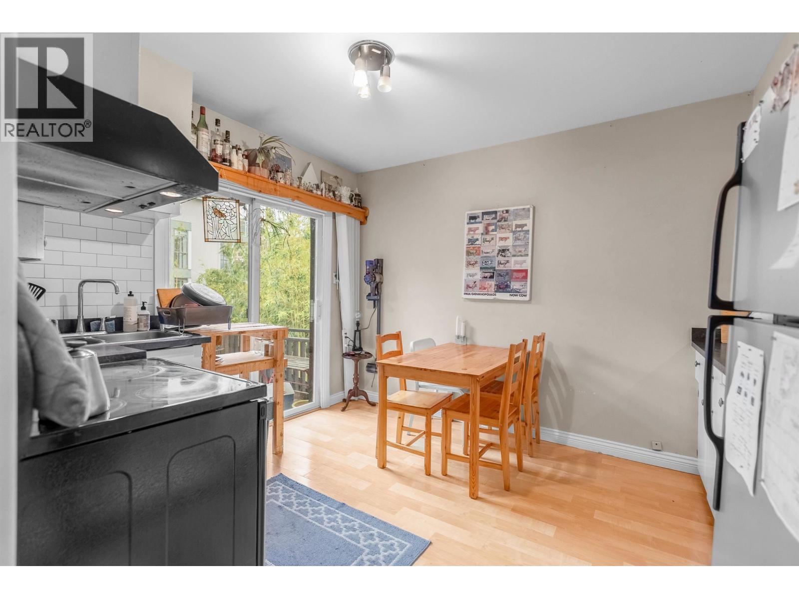 610 Salsbury Drive, Vancouver, British Columbia  V5L 3Z9 - Photo 11 - R3096358