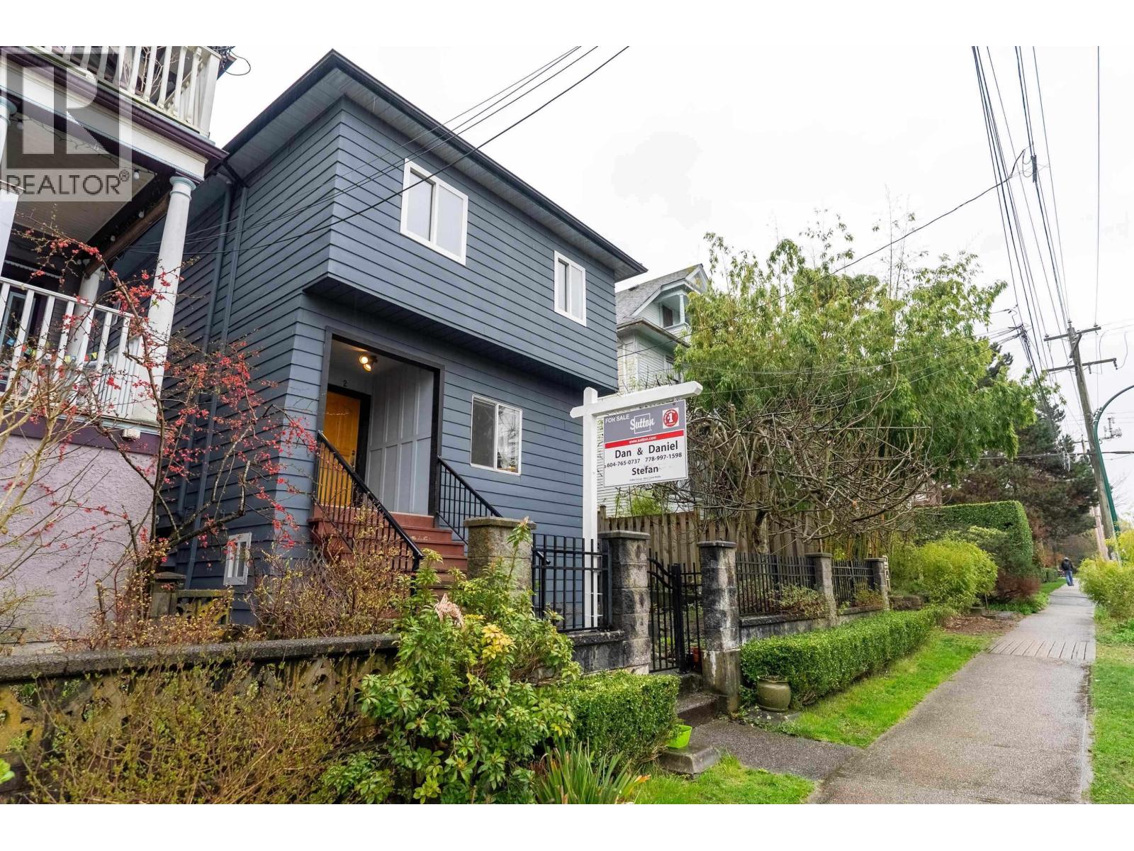 610 Salsbury Drive, Vancouver, British Columbia  V5L 3Z9 - Photo 2 - R3096358