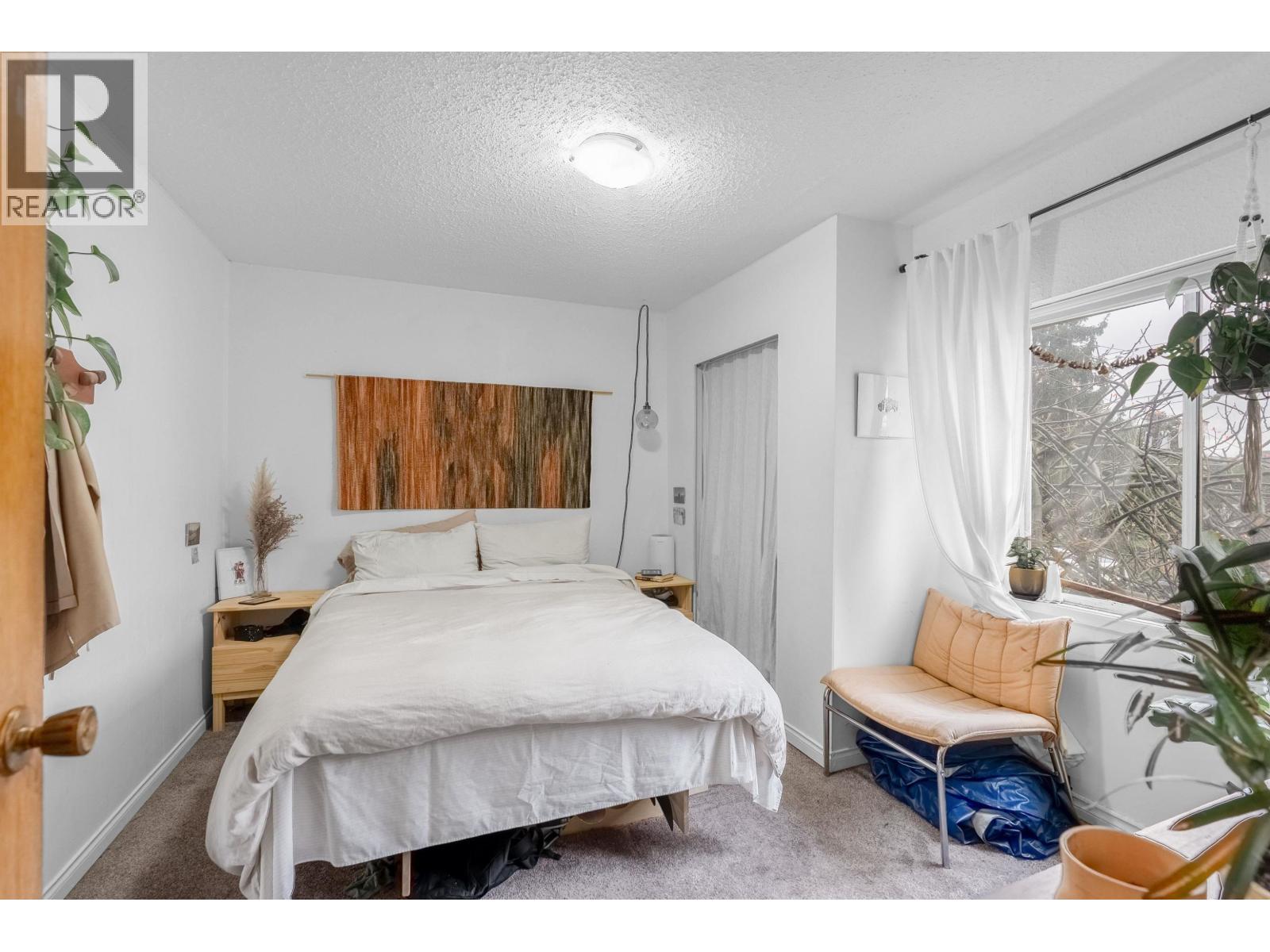 610 Salsbury Drive, Vancouver, British Columbia  V5L 3Z9 - Photo 7 - R3096358