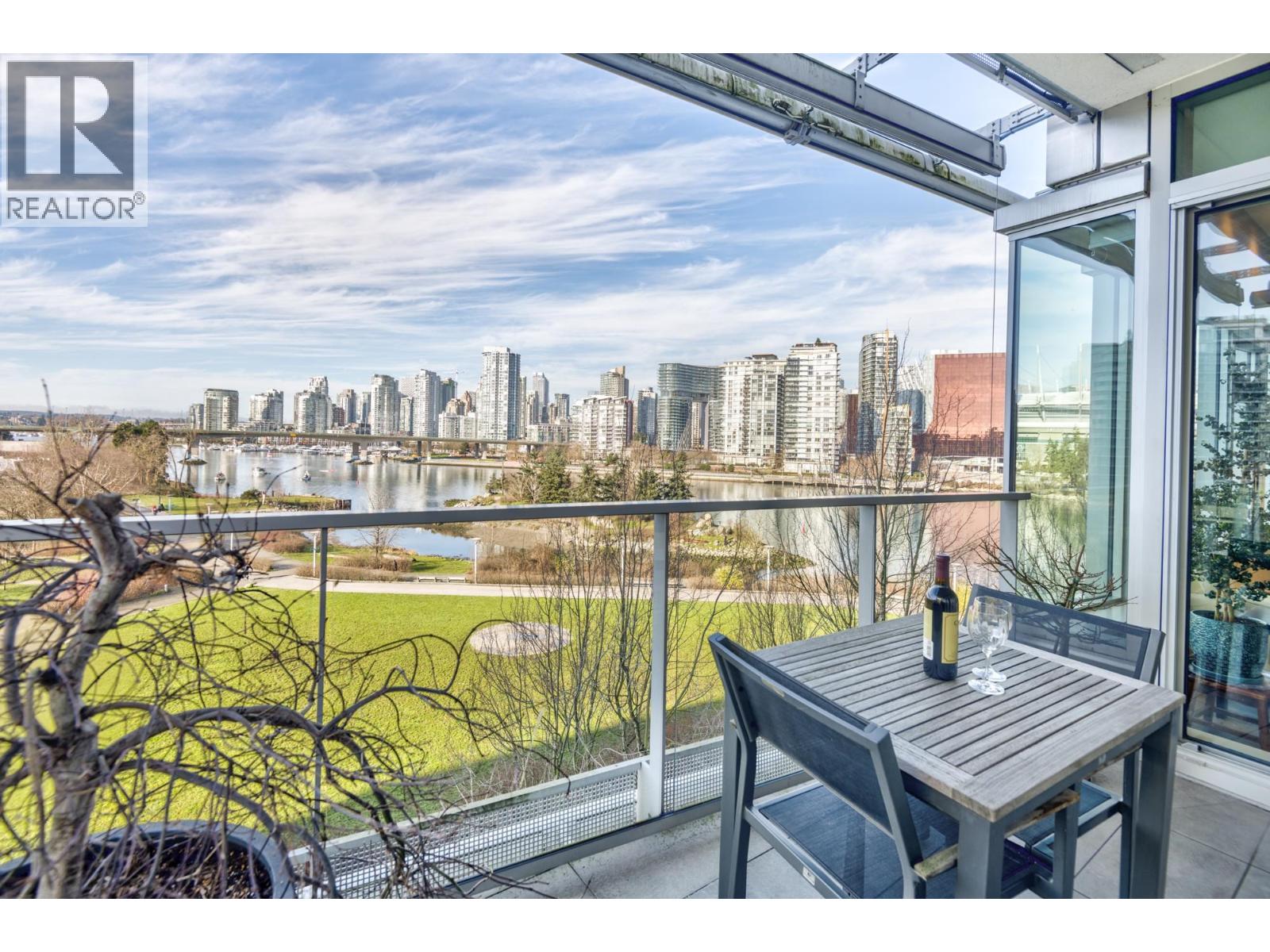 504 181 Athletes Way, Vancouver, British Columbia  V5Y 0E5 - Photo 7 - R3096357