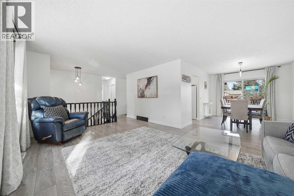 67 Lake Sylvan Close Se, Calgary, Alberta  T2J 3E5 - Photo 5 - A2289925