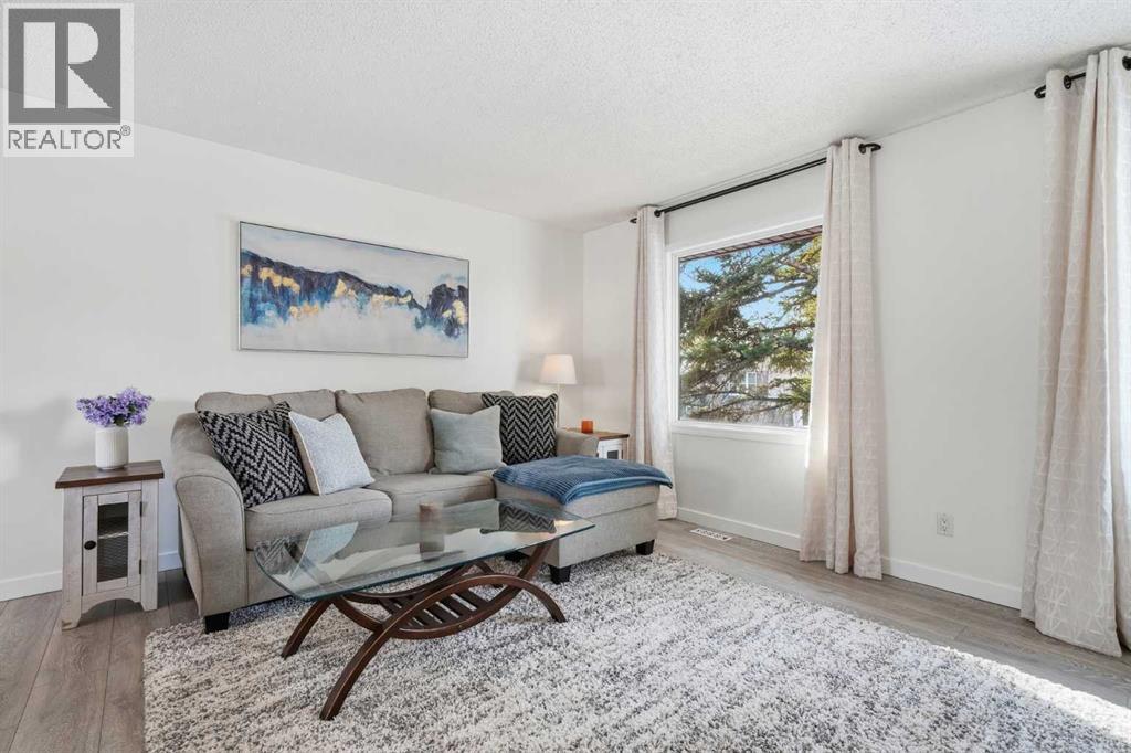 67 Lake Sylvan Close Se, Calgary, Alberta  T2J 3E5 - Photo 7 - A2289925