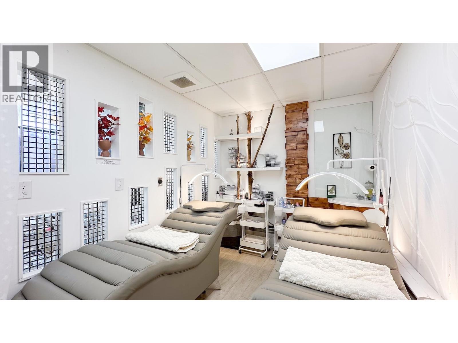 12235 Confidential Street, Burnaby, British Columbia  V5H 0H2 - Photo 11 - C8076746