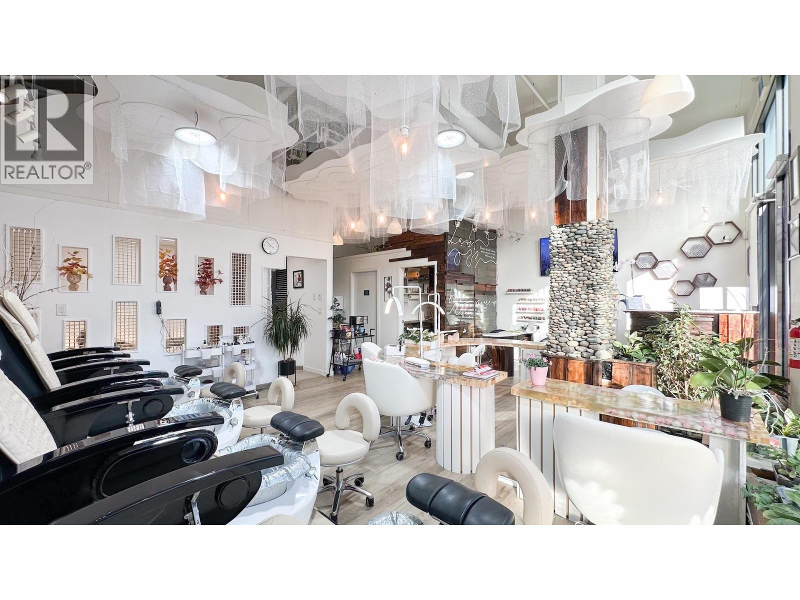 12235 Confidential Street, Burnaby, British Columbia  V5H 0H2 - Photo 6 - C8076746