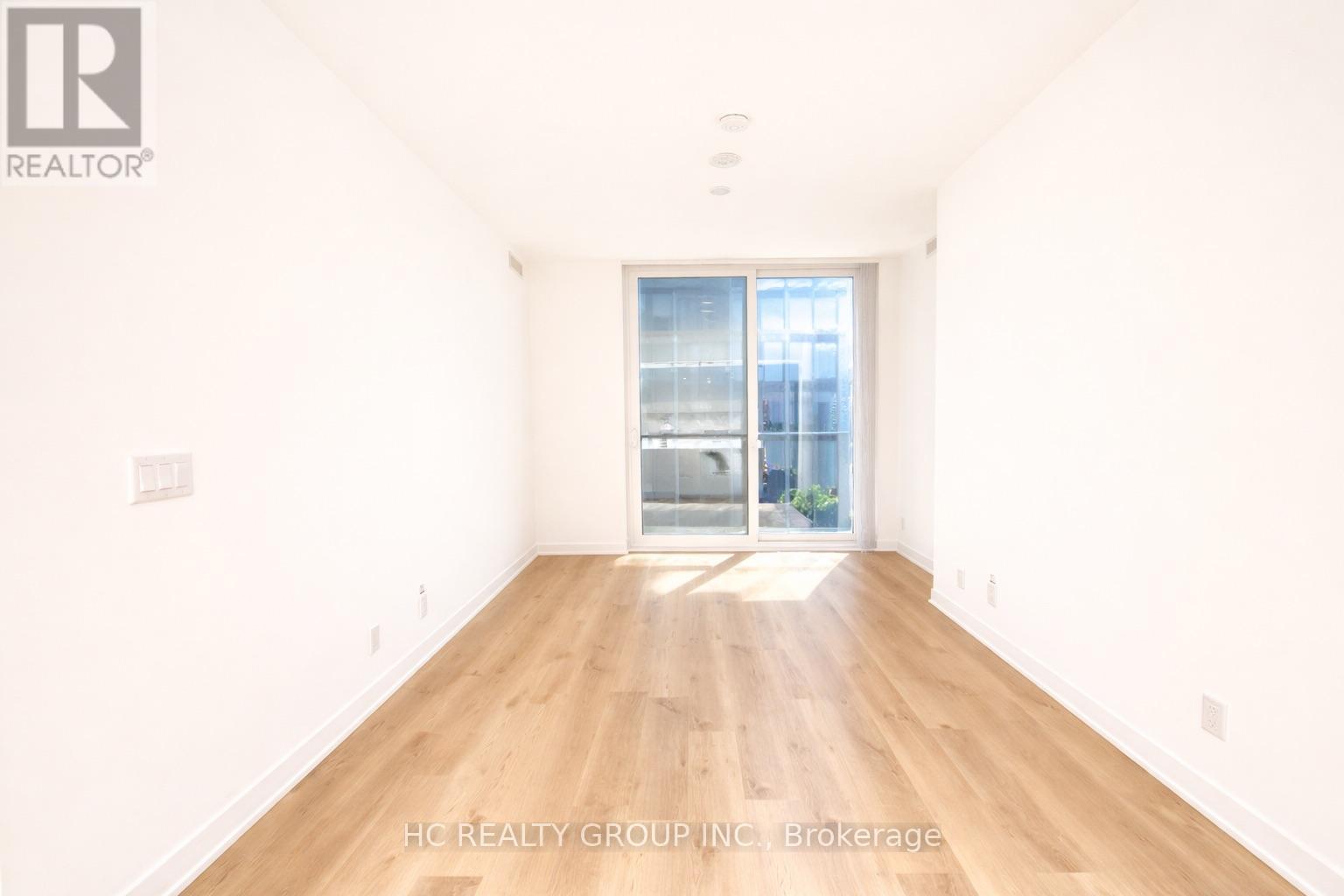 1712 - 180 Front Street E, Toronto, Ontario  M5A 2P5 - Photo 4 - C12846726