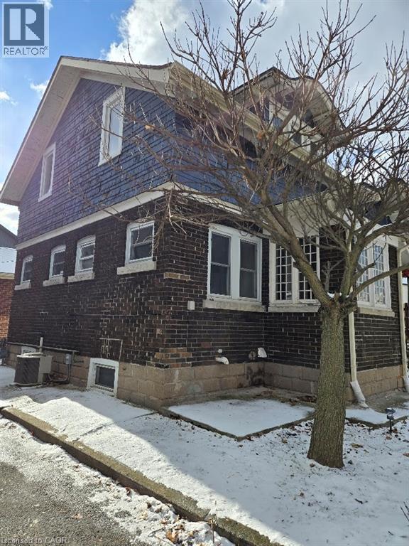 4352 Otter Street, Niagara Falls, Ontario  L2E 1G3 - Photo 2 - 40793705