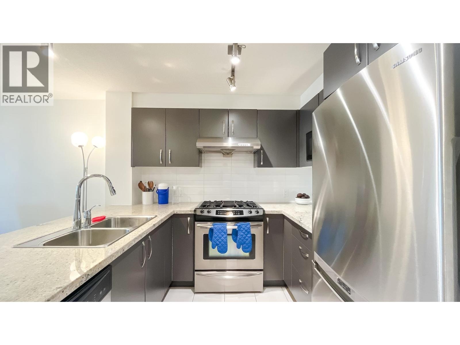 228 9288 Odlin Road, Richmond, British Columbia  V6X 0C3 - Photo 4 - R3096143