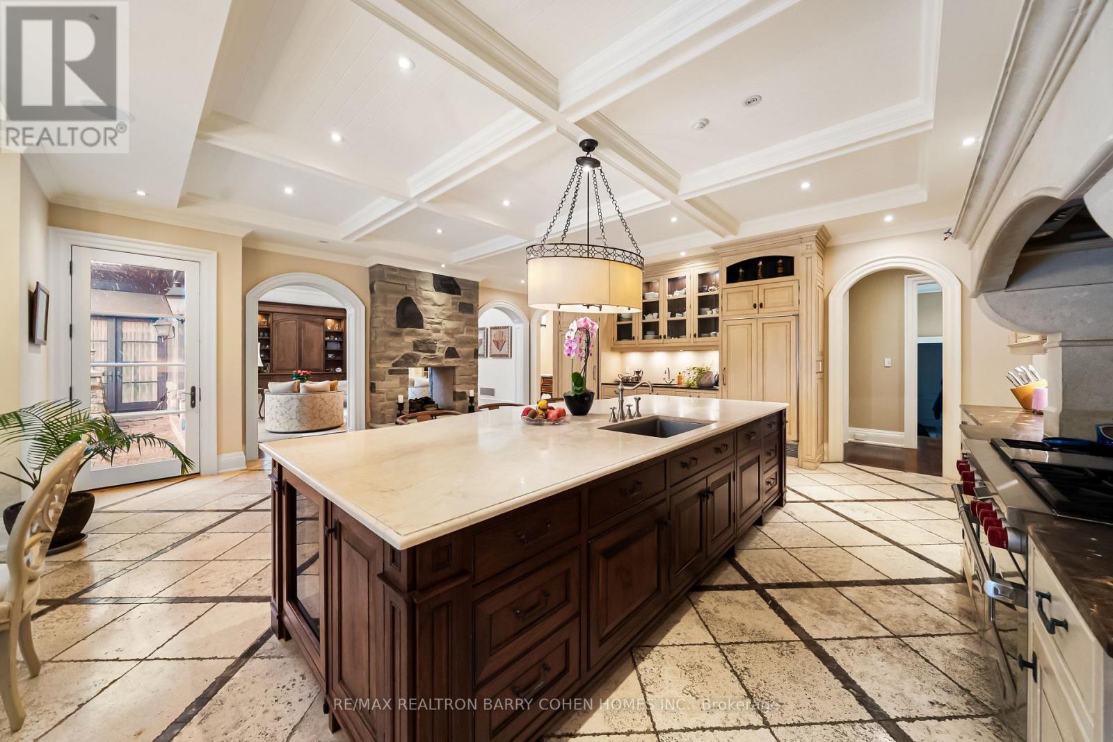 55 Thornbank Road, Vaughan, Ontario  L4J 2A1 - Photo 12 - N12846756