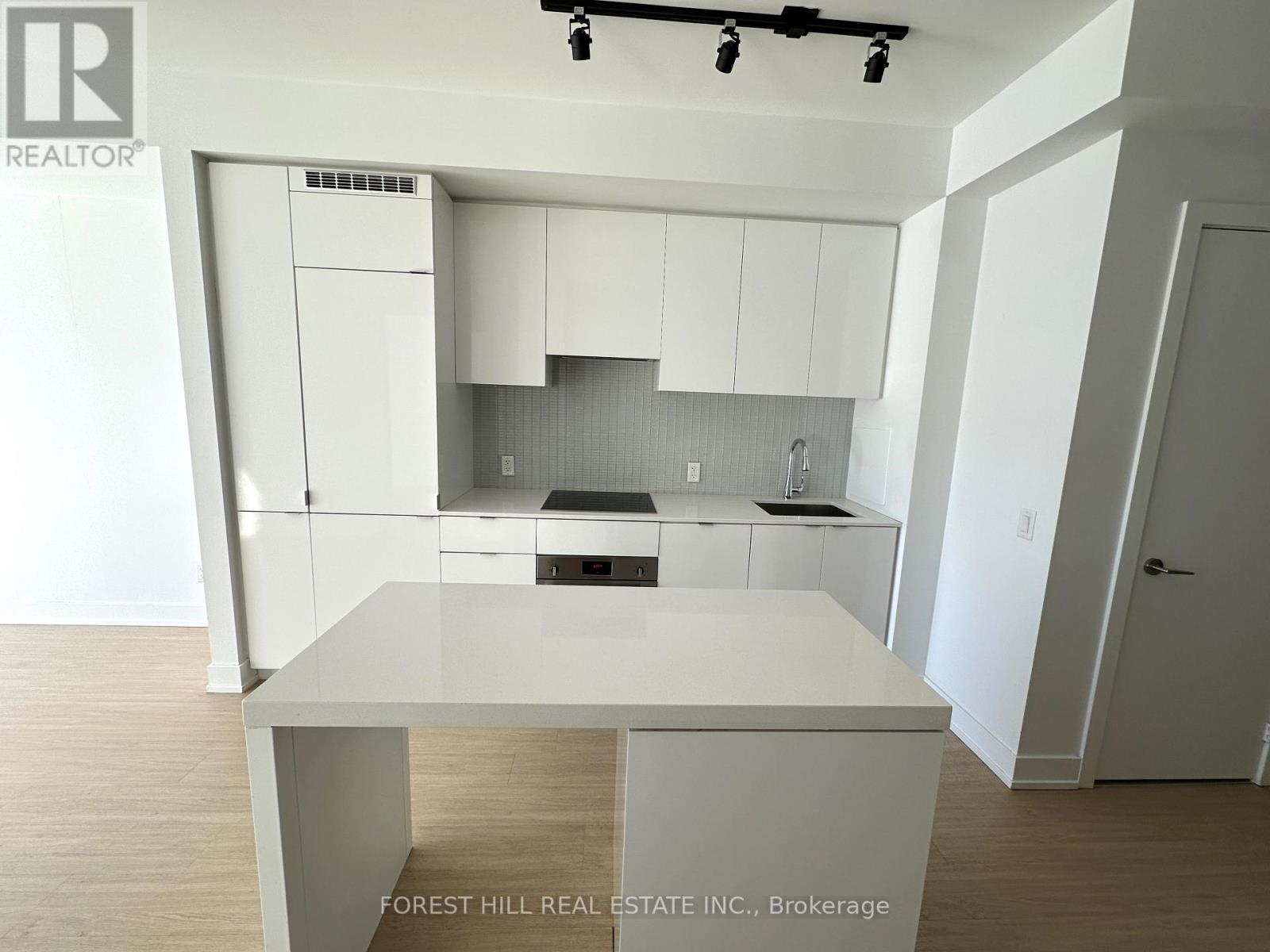 906 - 7 GRENVILLE STREET Toronto (Bay Street Corridor), ON M4Y 0E9