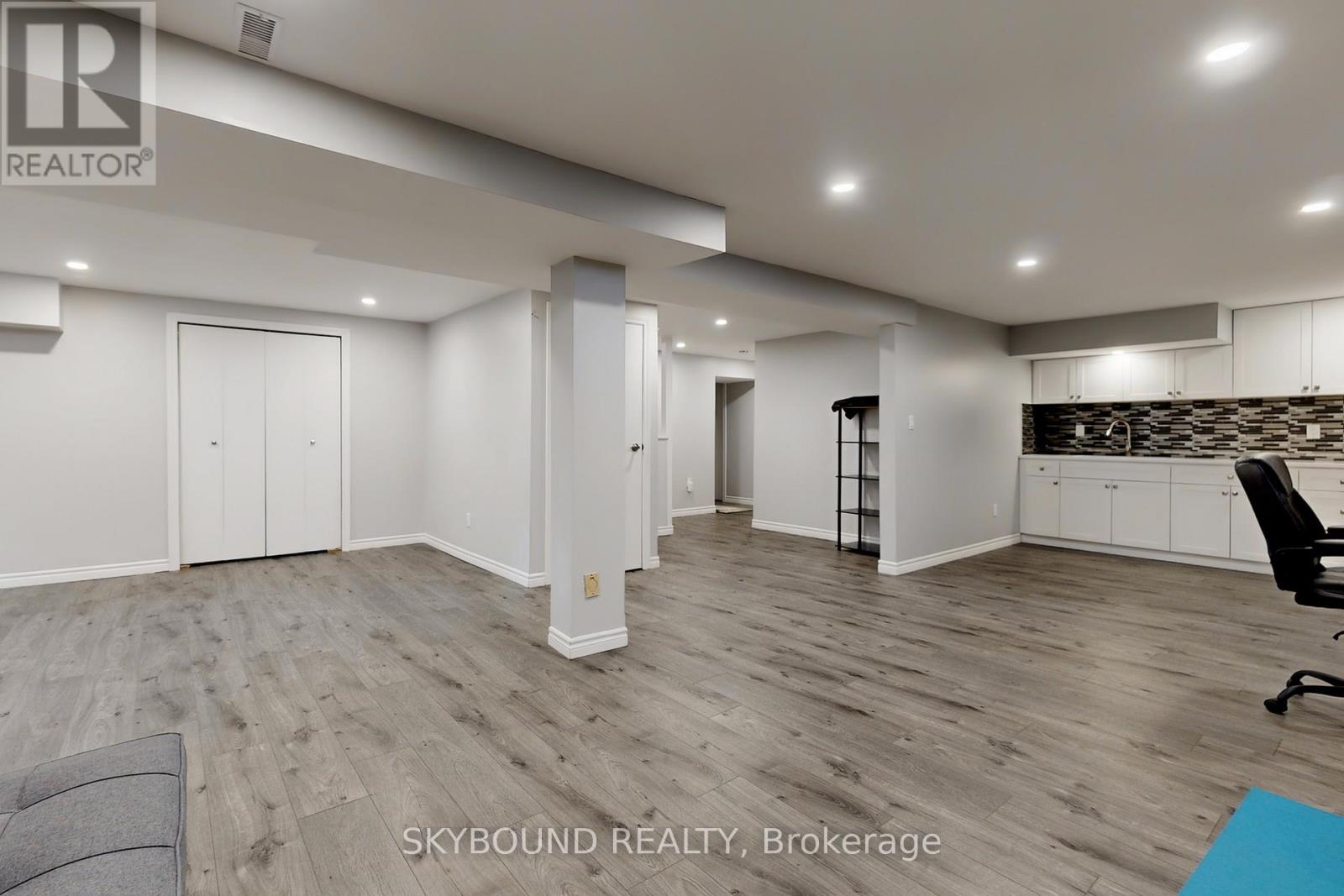 2088 Madden Boulevard, Oakville, Ontario  L6H 3L6 - Photo 28 - W12843266