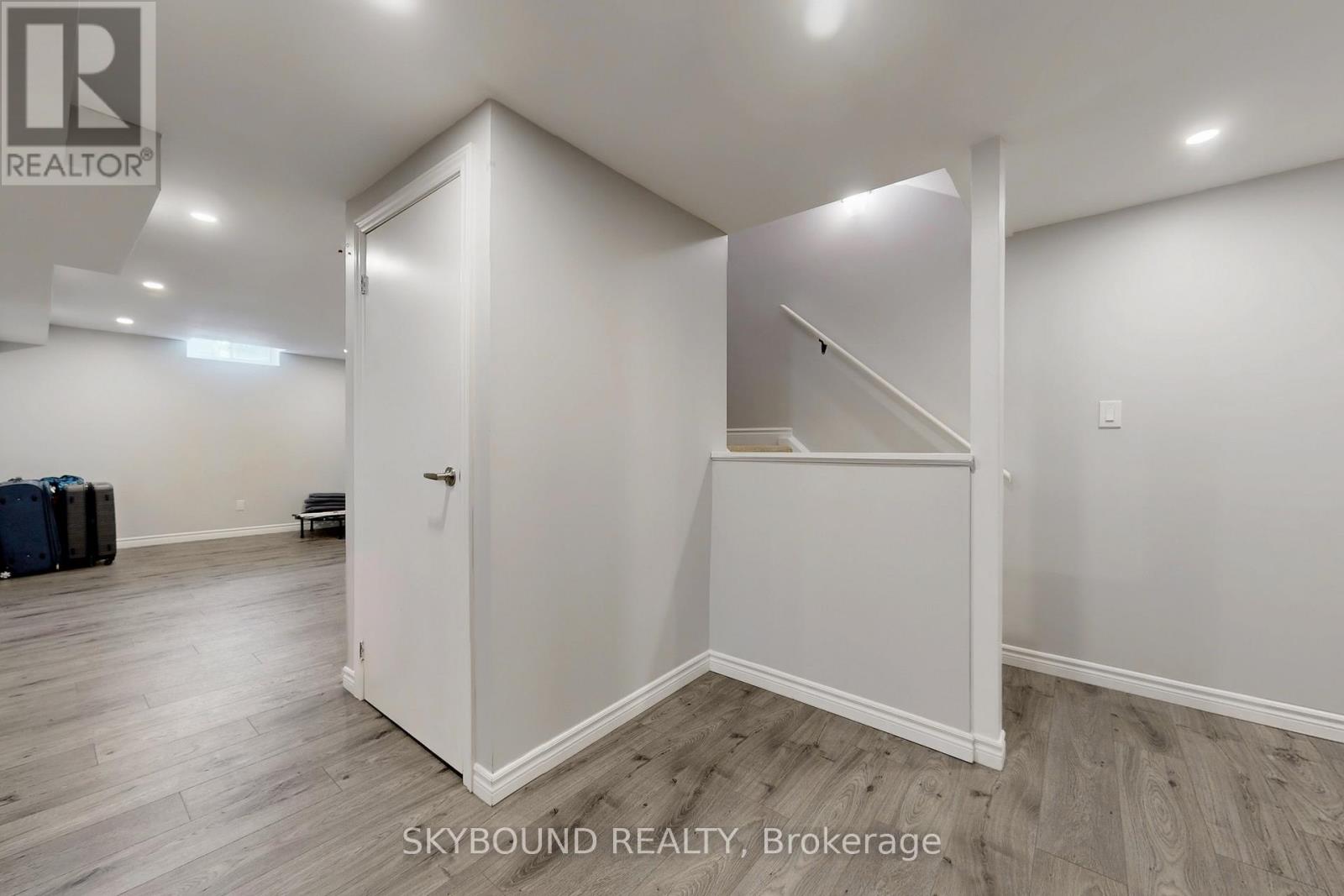 2088 Madden Boulevard, Oakville, Ontario  L6H 3L6 - Photo 26 - W12843266