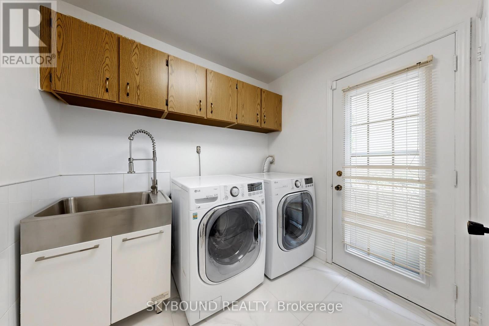 2088 Madden Boulevard, Oakville, Ontario  L6H 3L6 - Photo 36 - W12843266