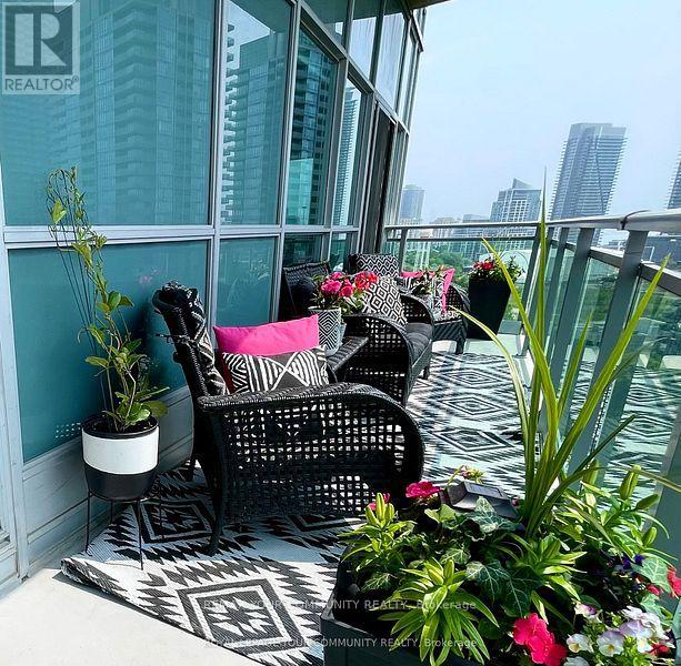 1226 - 165 Legion Road, Toronto, Ontario  M8Y 0B3 - Photo 33 - W12846724