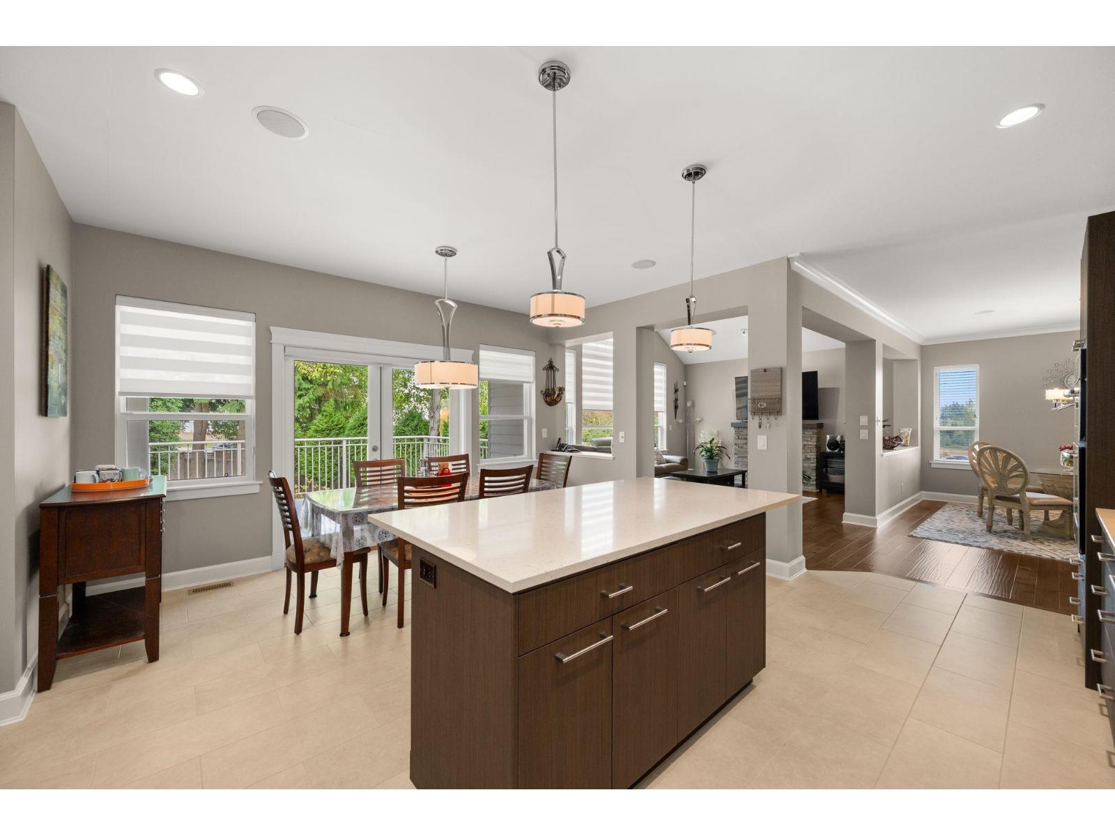 1085 King George Boulevard, Surrey, British Columbia  V4A 9S7 - Photo 16 - R3096374