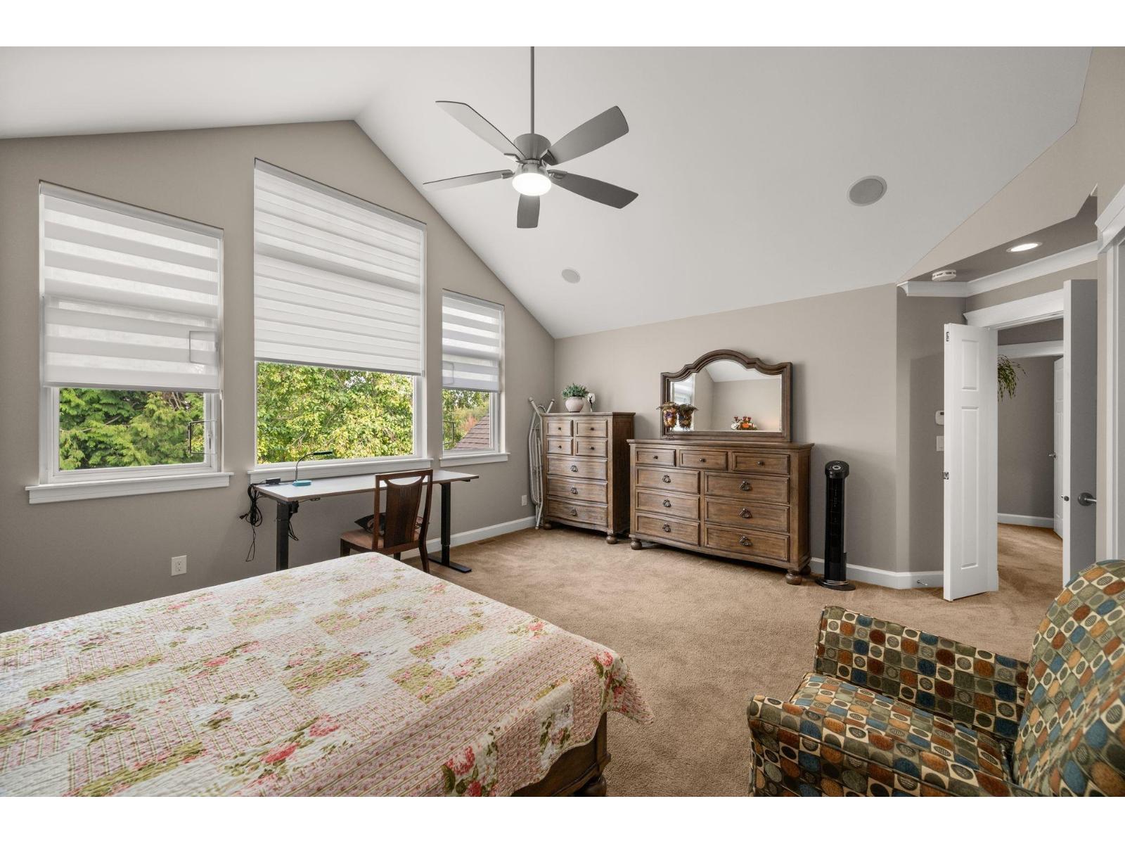 1085 King George Boulevard, Surrey, British Columbia  V4A 9S7 - Photo 22 - R3096374