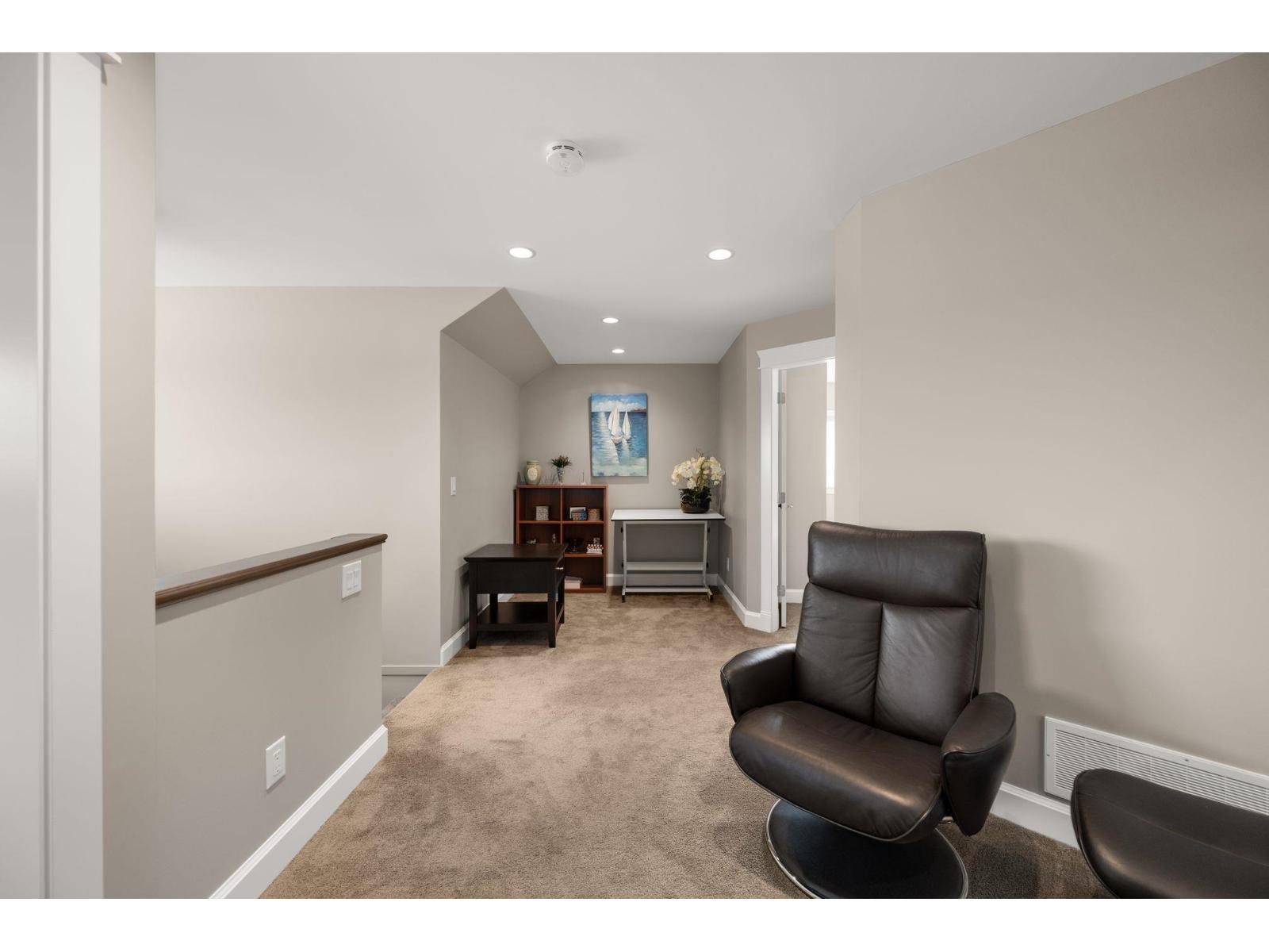 1085 King George Boulevard, Surrey, British Columbia  V4A 9S7 - Photo 32 - R3096374