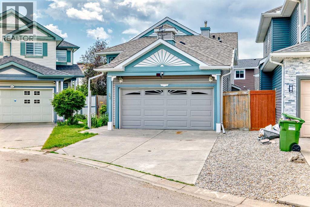 92 Martha's Haven Gardens Ne, Calgary, Alberta  T3J 3W1 - Photo 2 - A2271366