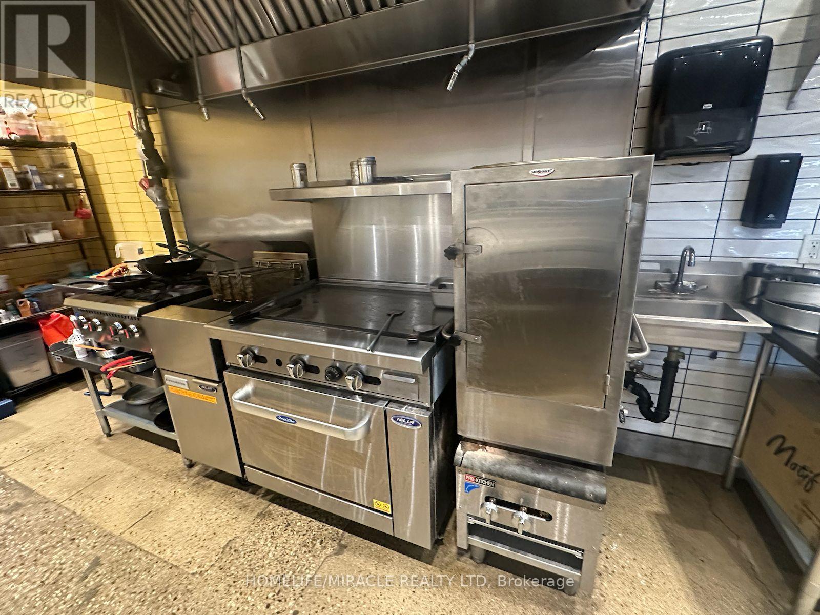 3 - 105 Clair Road, Guelph, Ontario  N1L 0J7 - Photo 11 - X12846734