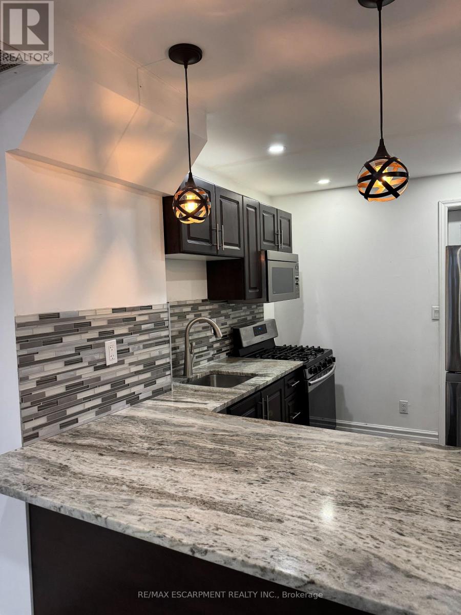 1 - 1152 King Street E, Hamilton, Ontario  L8M 1E9 - Photo 2 - X12846752