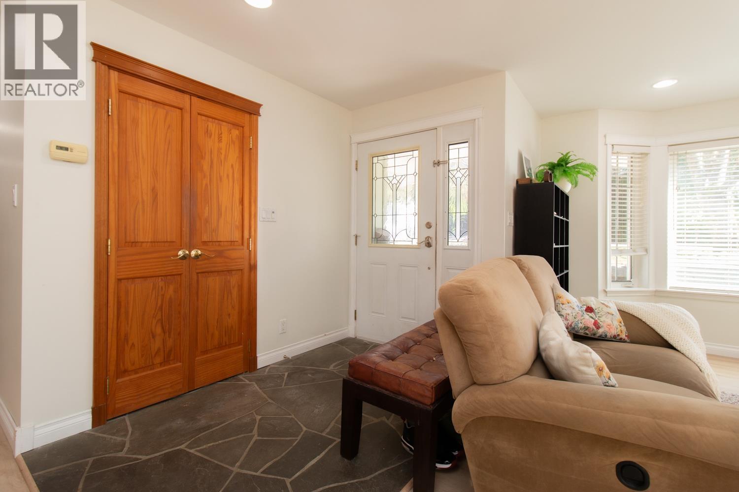 40409 Perth Drive, Squamish, British Columbia  V0N 1T0 - Photo 13 - R3096254