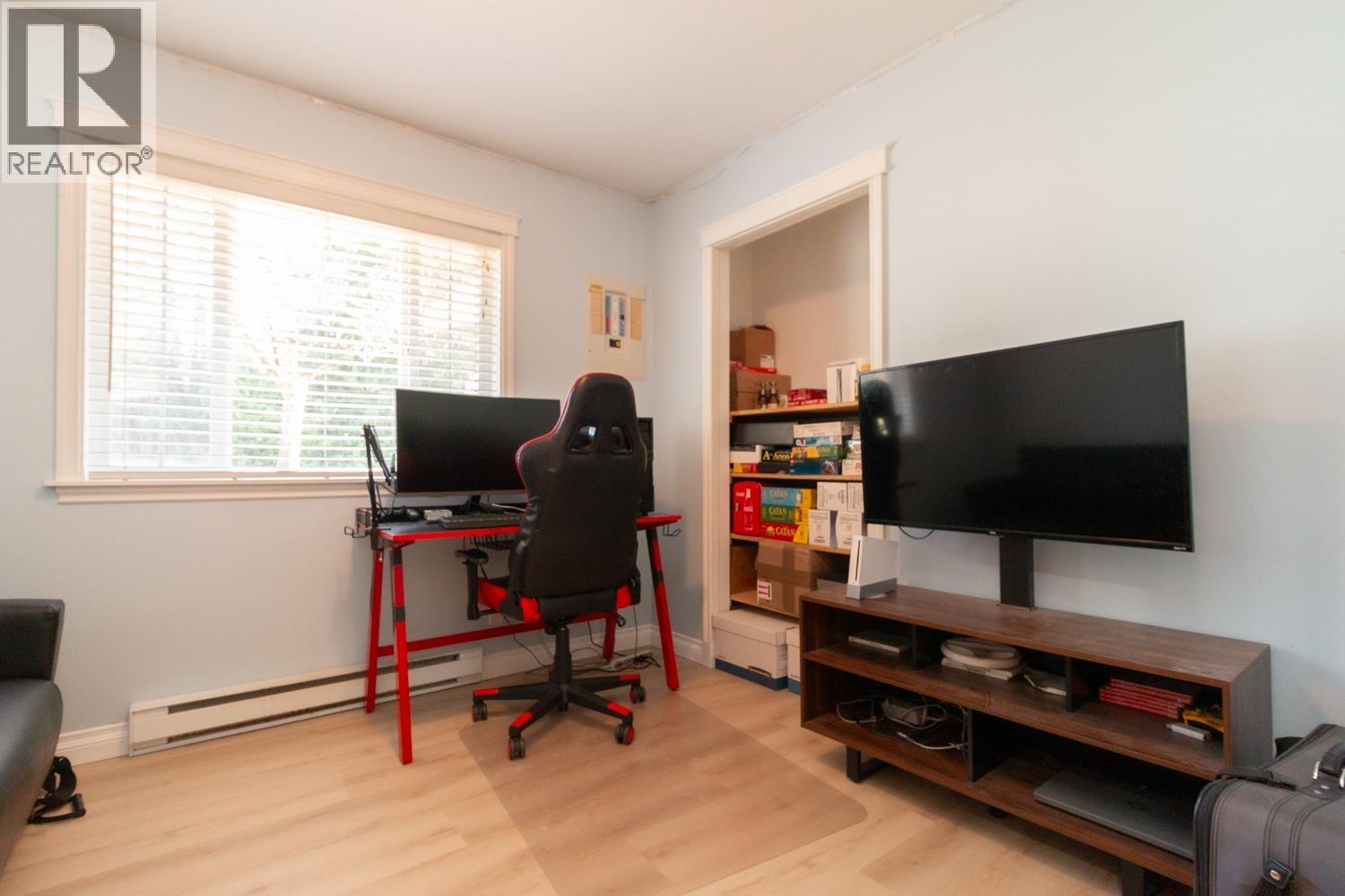 40409 Perth Drive, Squamish, British Columbia  V0N 1T0 - Photo 28 - R3096254