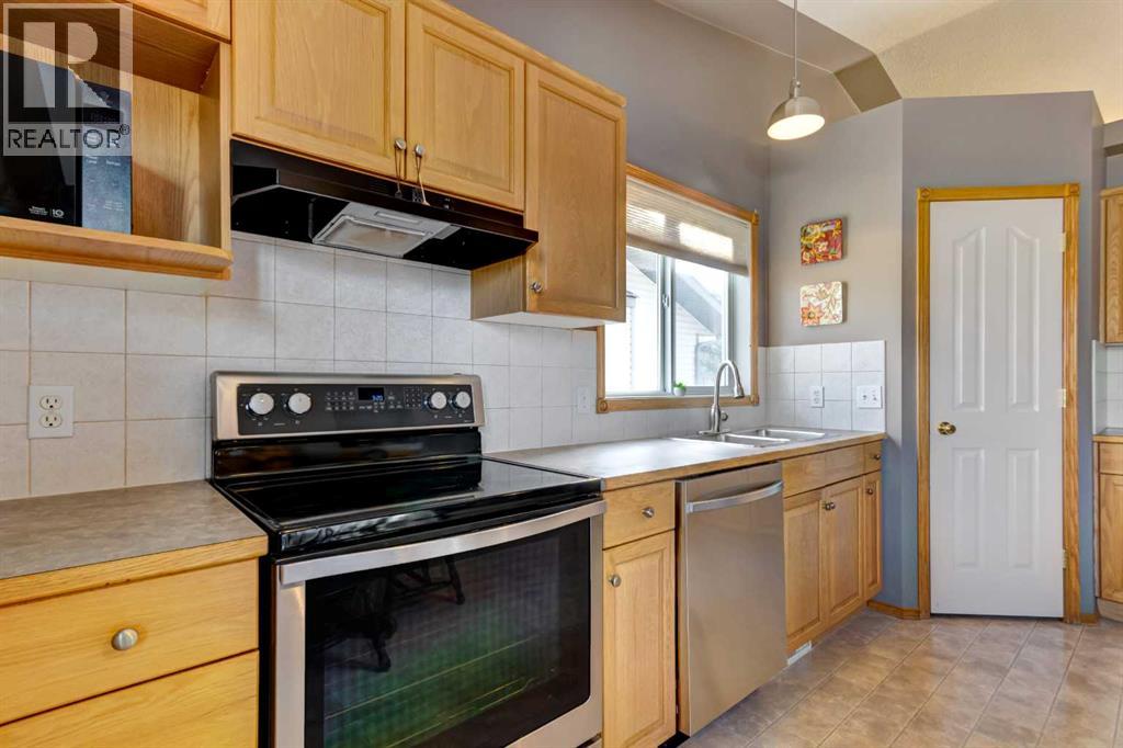 15 Strathford Close, Strathmore, Alberta  T1P 1S4 - Photo 12 - A2286678