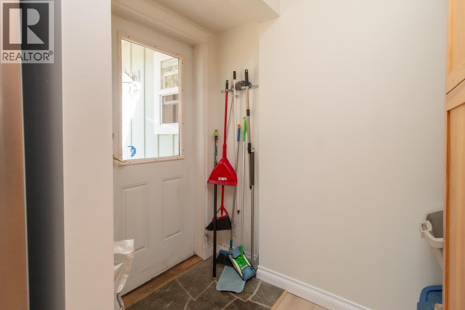 40409 Perth Drive, Squamish, British Columbia  V0N 1T0 - Photo 26 - R3096254