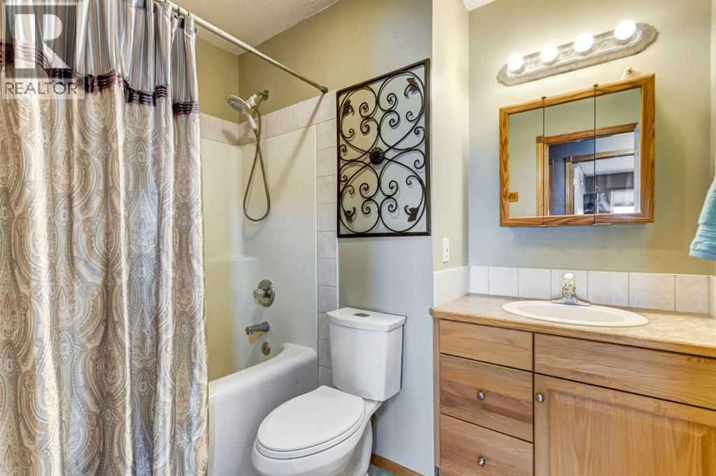 15 Strathford Close, Strathmore, Alberta  T1P 1S4 - Photo 20 - A2286678