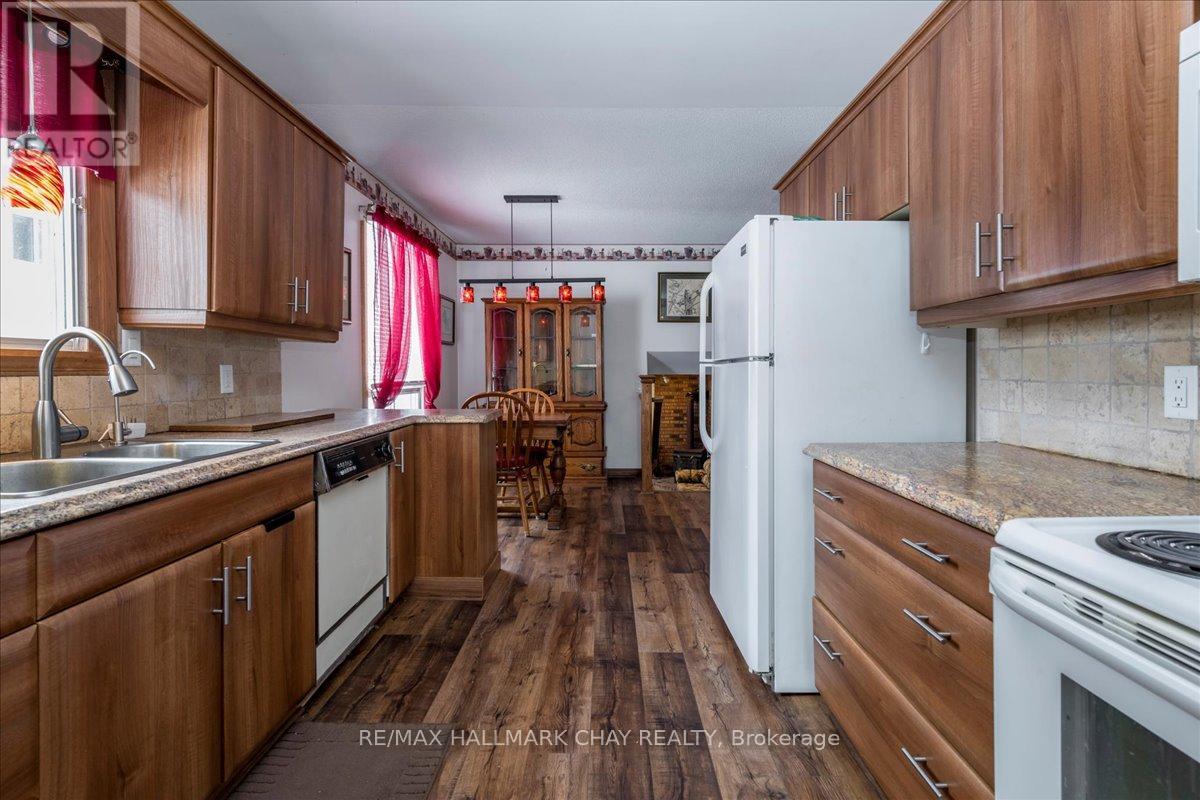 3214 Cove Avenue, Innisfil, Ontario  L9S 2K7 - Photo 4 - N12823980