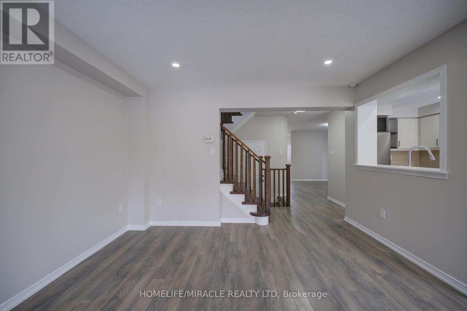 91 Warner Lane, Brantford, Ontario  N3T 0J4 - Photo 13 - X12842044