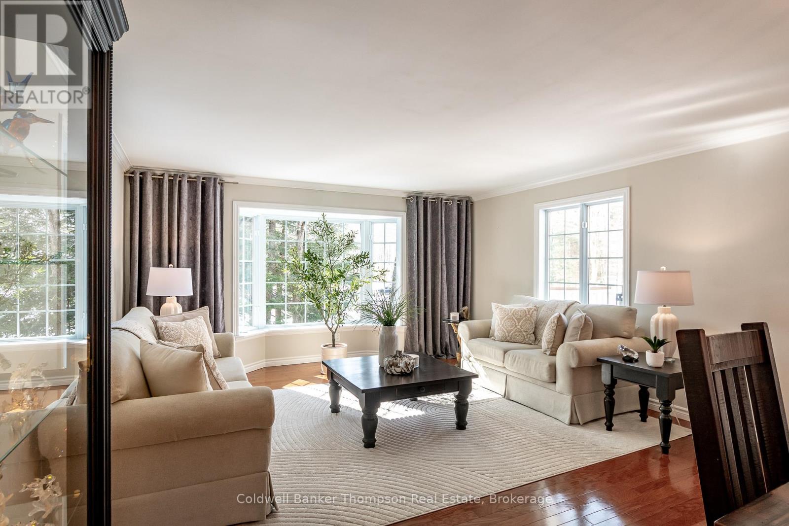 24 Birchwood Crescent, Huntsville, Ontario  P1H 0A6 - Photo 6 - X12846834