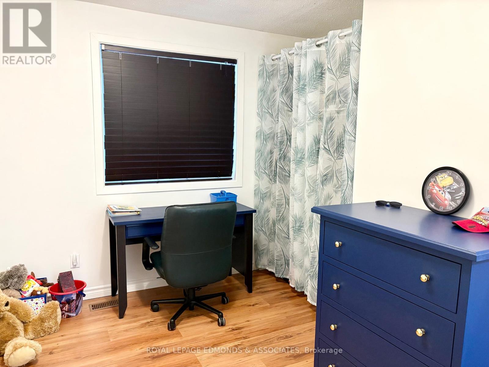 418 Forest Park Road, Laurentian Valley, Ontario  K8A 6W2 - Photo 17 - X12538776