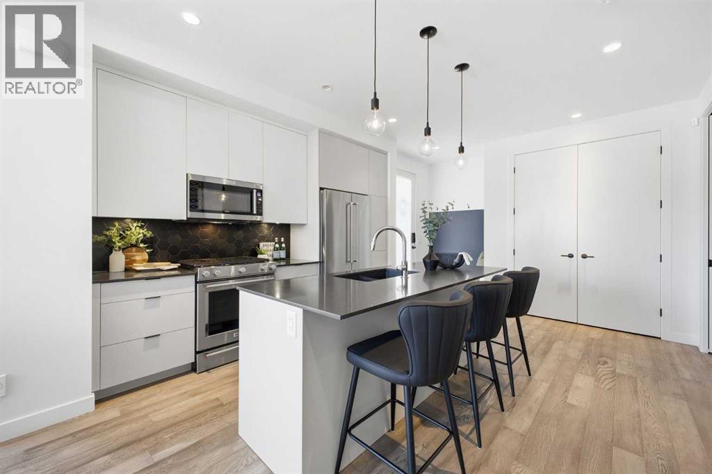 4905 16 Street Sw, Calgary, Alberta  T2T 6S6 - Photo 5 - A2290673