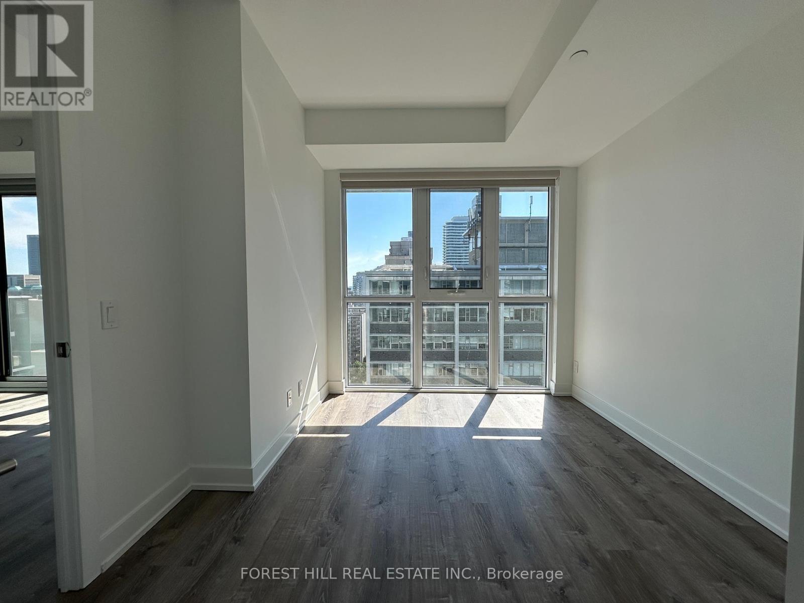 2207 - 7 Grenville Street, Toronto, Ontario  M4Y 0E9 - Photo 8 - C12846774