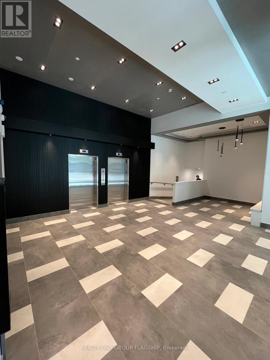 601 - 840 St Clair Avenue W, Toronto, Ontario  M6C 0A4 - Photo 3 - C12846806