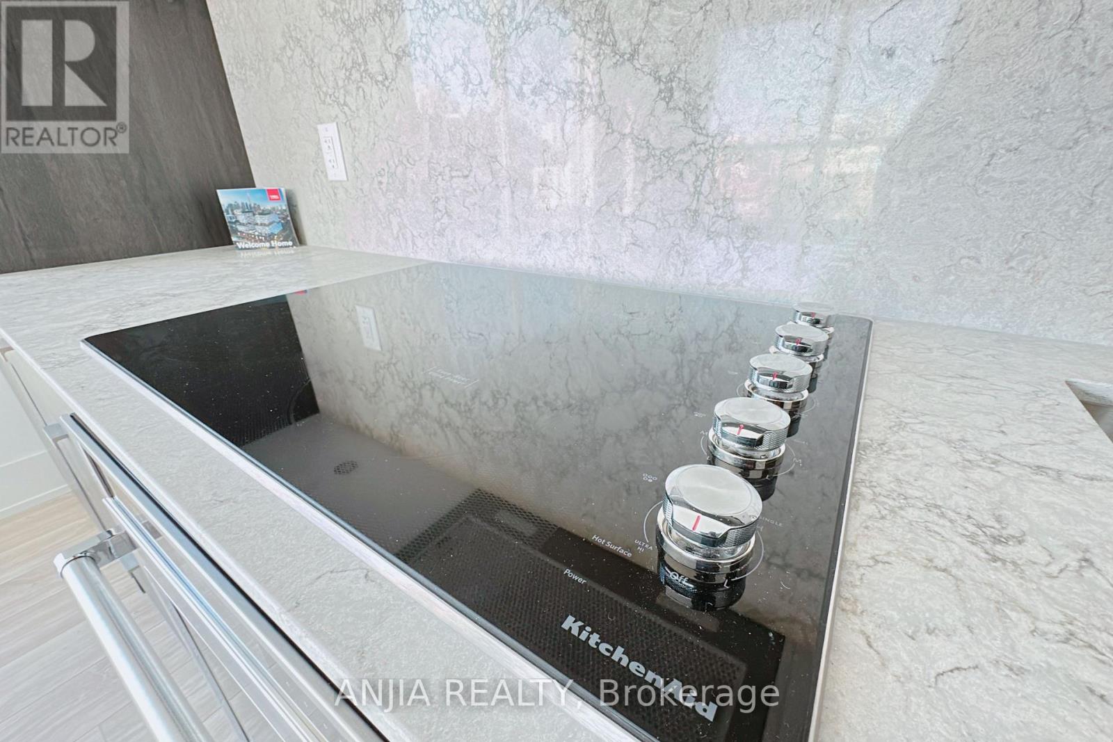 803 - 115 Denison Avenue, Toronto, Ontario  M5T 2N1 - Photo 14 - C12846812