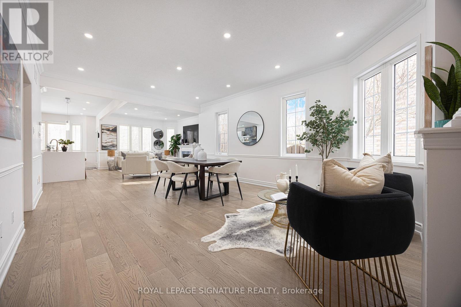 328 MAPLE VIEW COURT, Pickering, Ontario