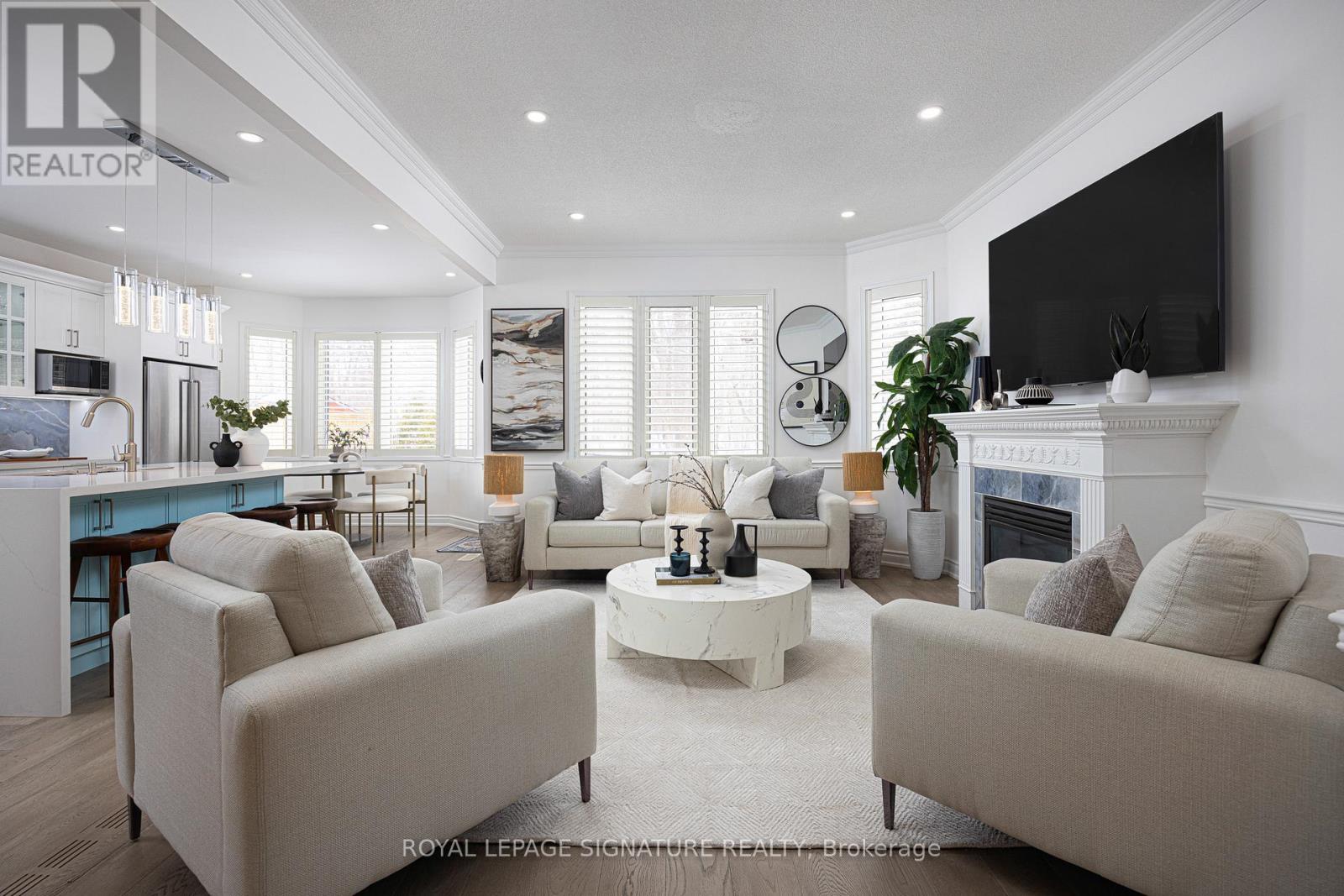 328 Maple View Court, Pickering, Ontario  L1X 2X3 - Photo 9 - E12846792