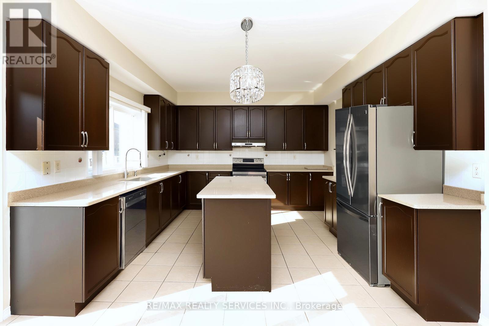 17 Ballantyne Drive, Ajax, Ontario  L1T 4H6 - Photo 14 - E12846846