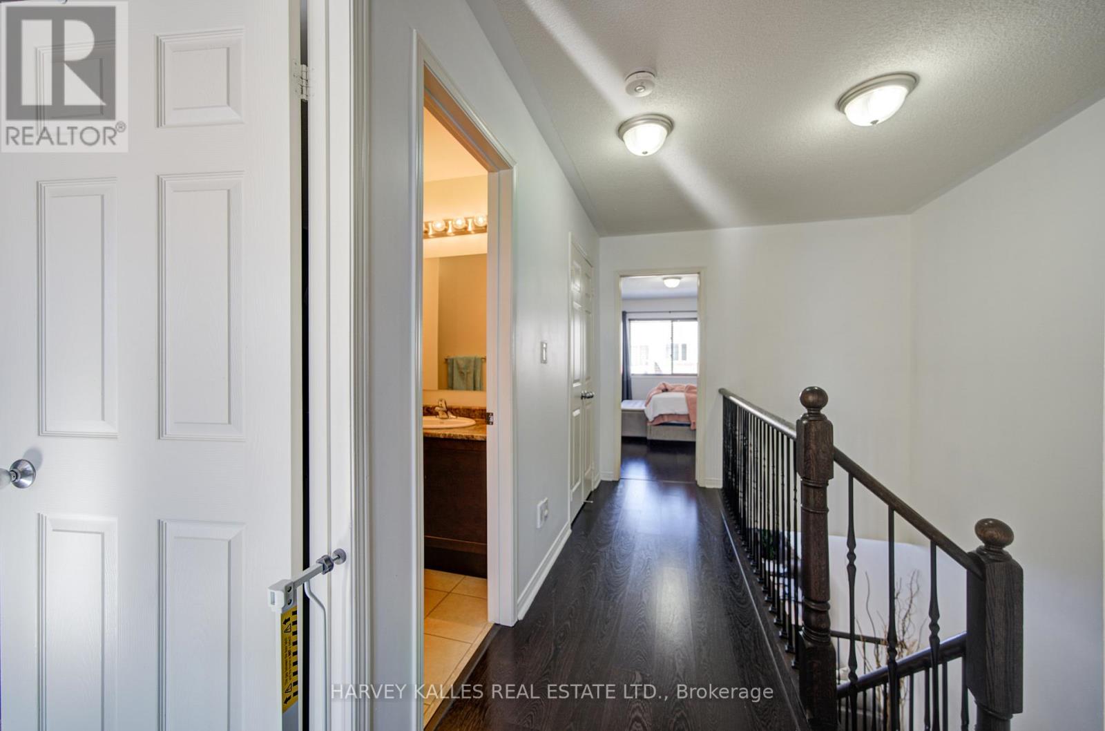 223 Orr Drive, Bradford West Gwillimbury, Ontario  L3Z 0S3 - Photo 25 - N12846784