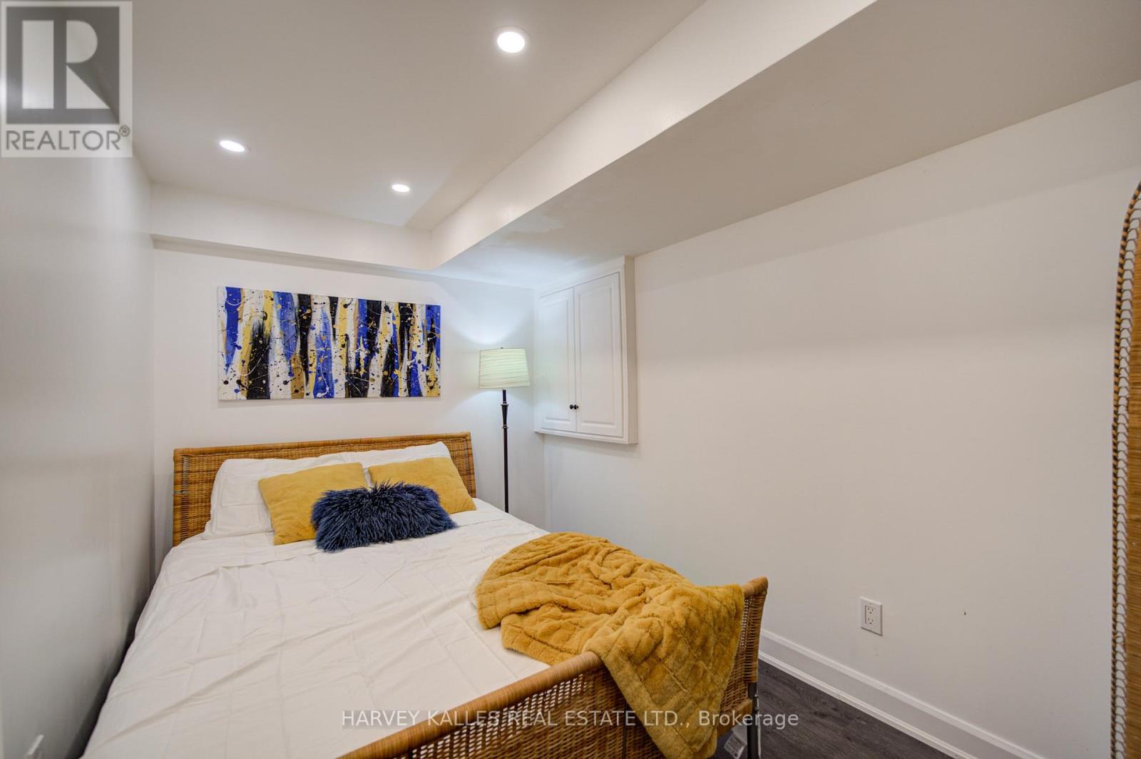 223 Orr Drive, Bradford West Gwillimbury, Ontario  L3Z 0S3 - Photo 34 - N12846784