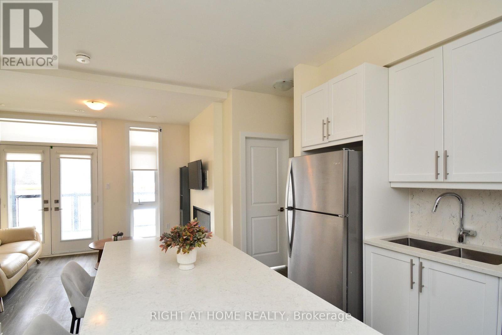 8 - 12860 Yonge Street, Richmond Hill, Ontario  L4E 1J4 - Photo 14 - N12846836