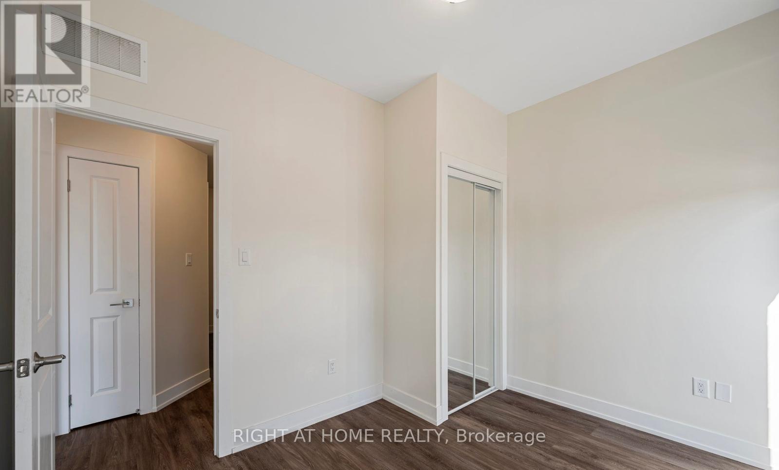 8 - 12860 Yonge Street, Richmond Hill, Ontario  L4E 1J4 - Photo 34 - N12846836