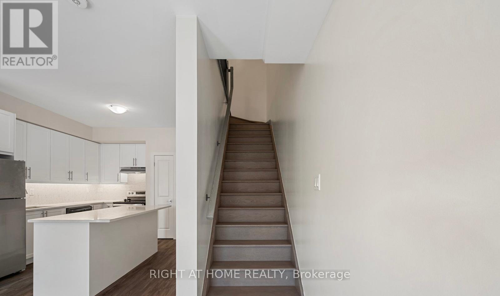 8 - 12860 Yonge Street, Richmond Hill, Ontario  L4E 1J4 - Photo 37 - N12846836